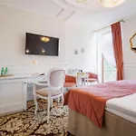 Dwor Prezydencki Boutique & 5*
