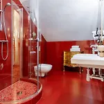 Dwor Prezydencki Boutique &