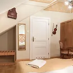 Dwor Prezydencki Boutique & 5* ズグウォビツェ