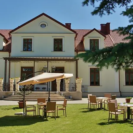 Dwor Prezydencki Boutique & 5* Zgłobice