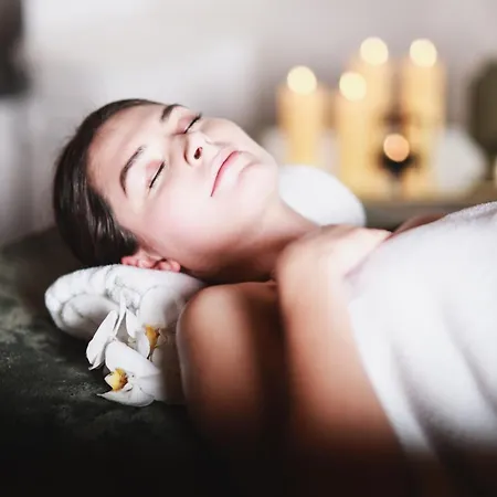 Dwor Prezydencki Boutique & 5* Zgłobice