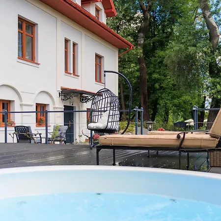 Dwór Prezydencki Boutique Hotel&spa Zgłobice