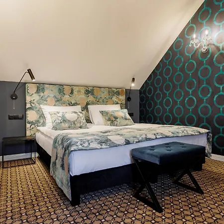 Dwor Prezydencki Boutique & Otel 5*