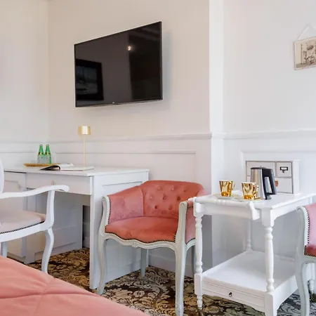 Dwor Prezydencki Boutique & Otel Zgłobice