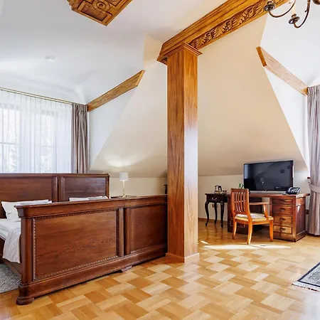 Otel Dwor Prezydencki Boutique & 5*