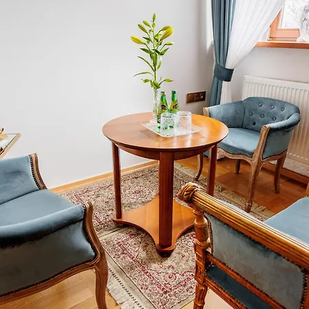 Otel Dwor Prezydencki Boutique & Zgłobice