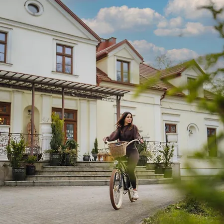 Dwor Prezydencki Boutique & 酒店 Zgłobice