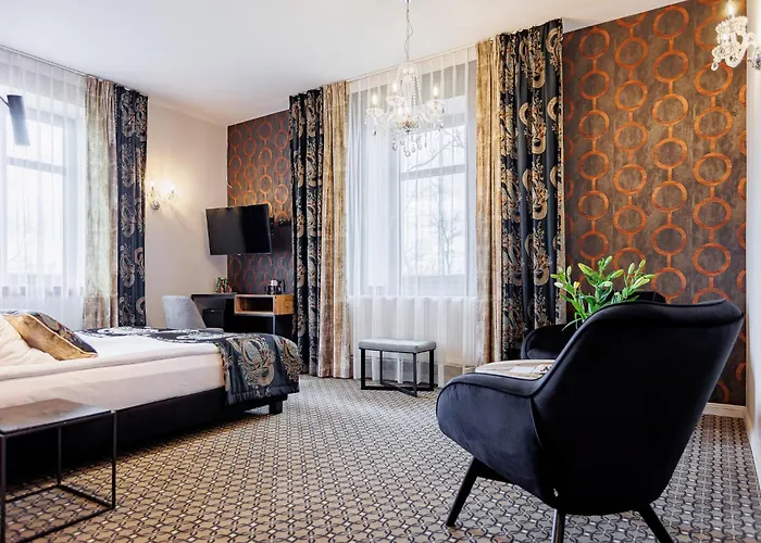 Dwor Prezydencki Boutique & Zglobice