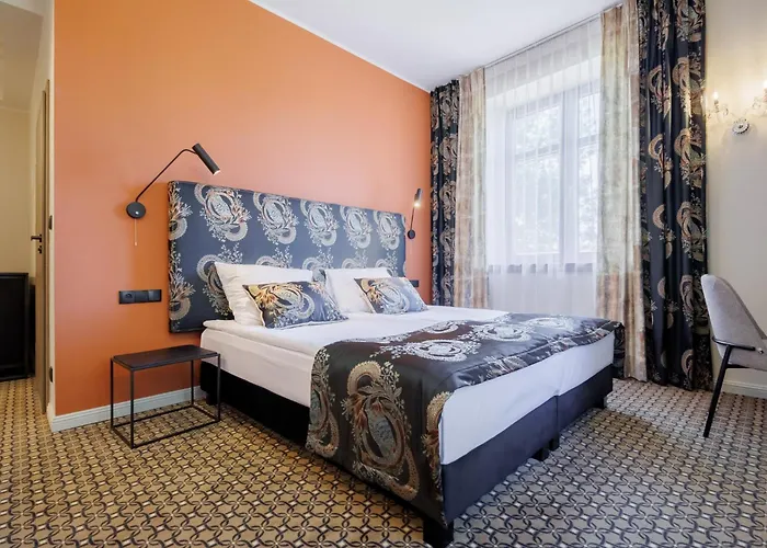 Dwor Prezydencki Boutique & Zglobice