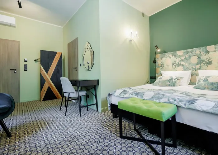 Dwor Prezydencki Boutique & Zglobice