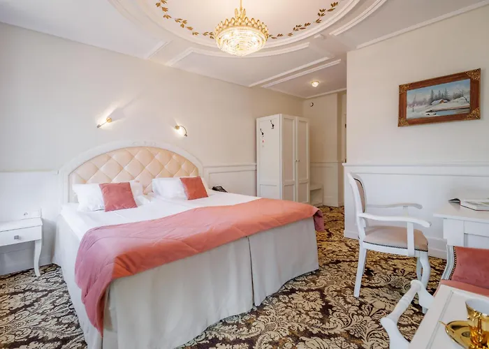 Dwor Prezydencki Boutique & 5* Zglobice