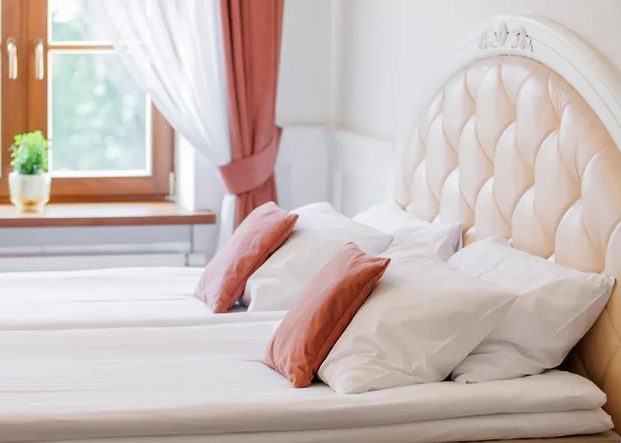 Hotel Dwor Prezydencki Zgłobice