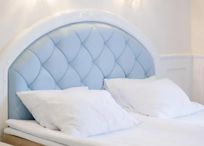 Dwor Prezydencki Boutique & 5* Zglobice