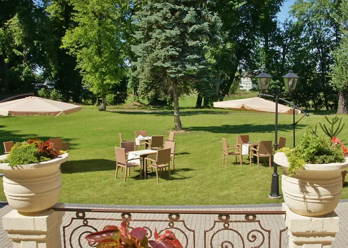 Dwor Prezydencki Hotel Zgłobice