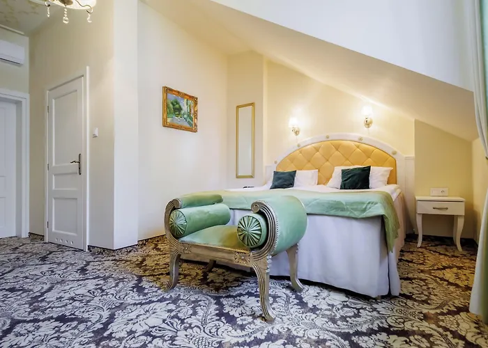 Dwor Prezydencki Boutique & 5*